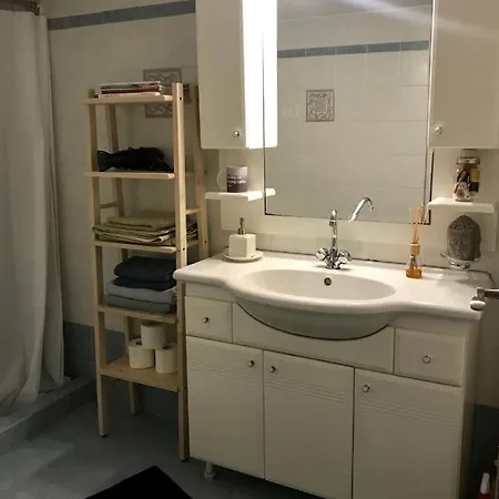 Apartment Stefanias Sunny Acropolis On Drakou Pedestrian Athens